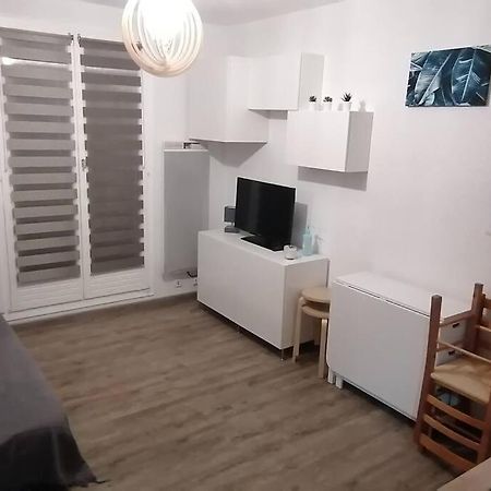Studio 4 Personnes Les Angles  Exteriér fotografie